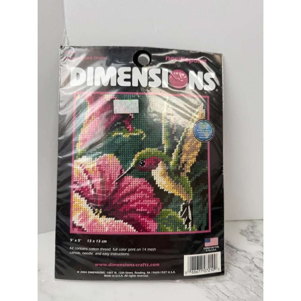 Vintage Dimensions Needlepoint Kit Hummingbird 5